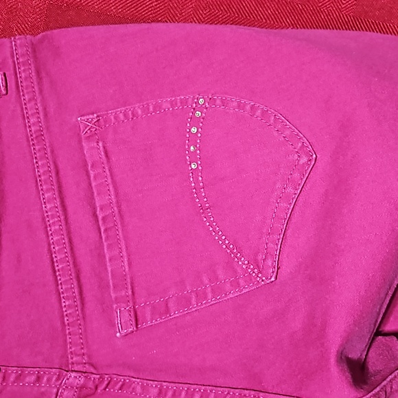 Riders by Lee hot pink denim capri - Picture 3 of 5